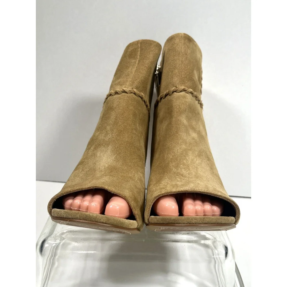 Vince Camuto elevate your